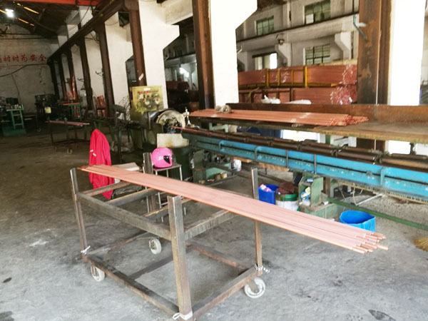 銅管翅片加工、調(diào)直設(shè)備